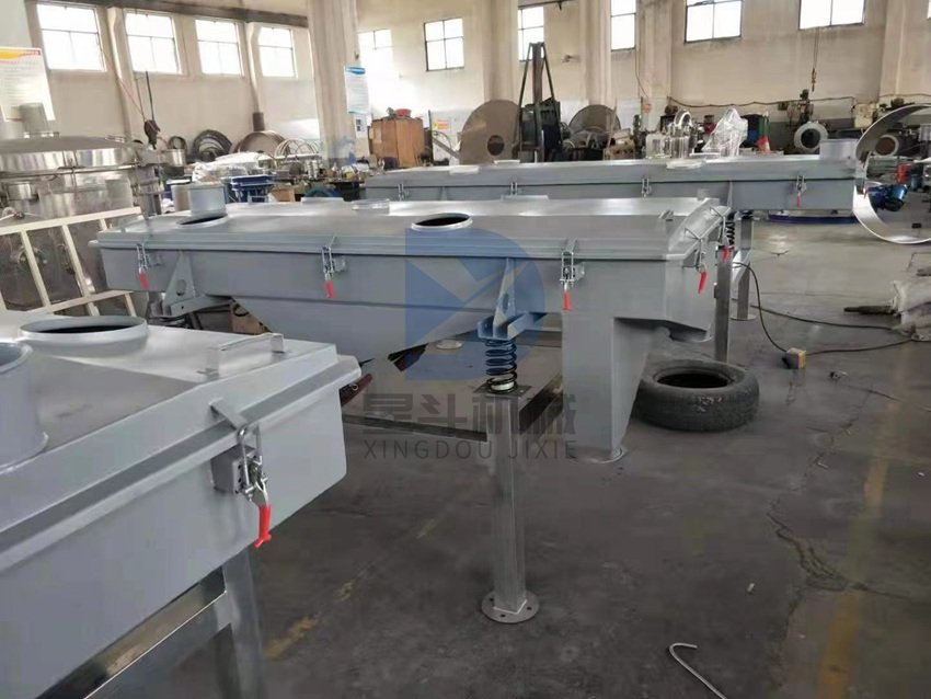 linear vibrating screen