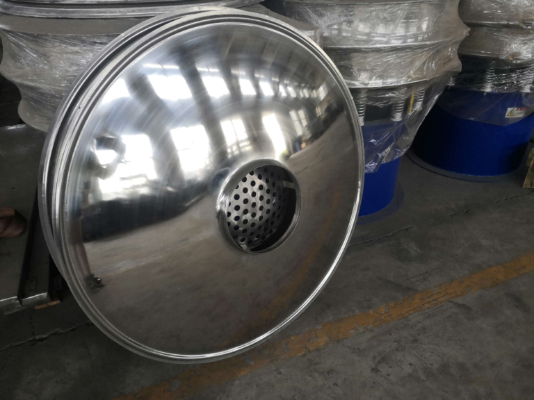 The vibrating screen I am using now, the screen is always broken at the same position, what is the reason?