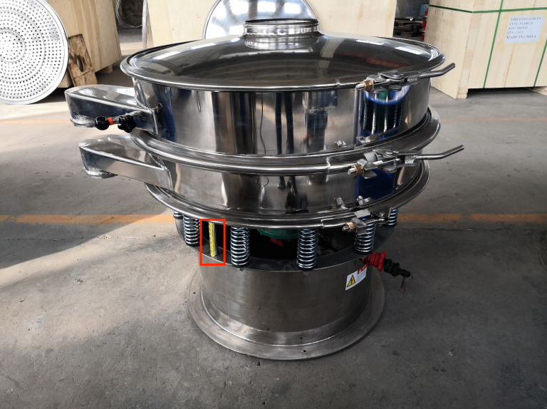 After receiving the purchased vibrating screen, what issues should be paid attention to when using it?